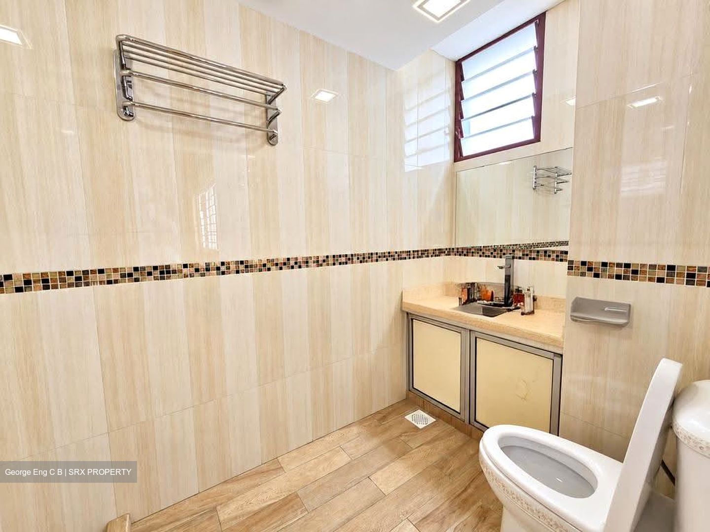 Mandarin Gardens (D15), Condominium #624170011